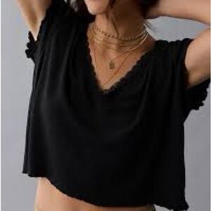 American Eagle Outfitters Black Crop Top